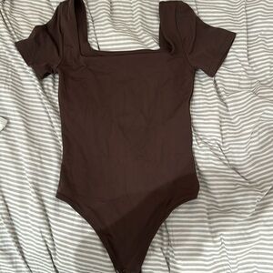 ARITZIA BODYSUIT BABATON